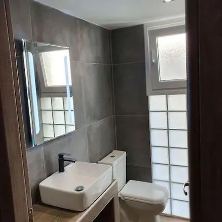 Rotonda Citycenter Two Apart.new Renovated!